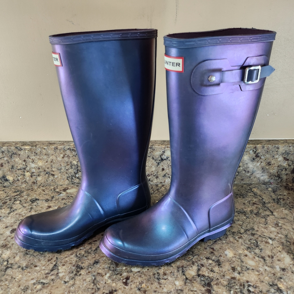 Hunter Purple Rain Boots Iridescent... Only Tried On...